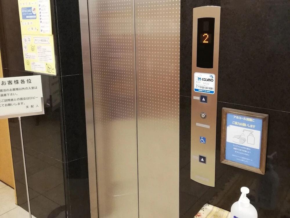Toyoko Inn Tokyo Akabane-Eki Higashi-Guchi Ichiban-Gai Extérieur photo